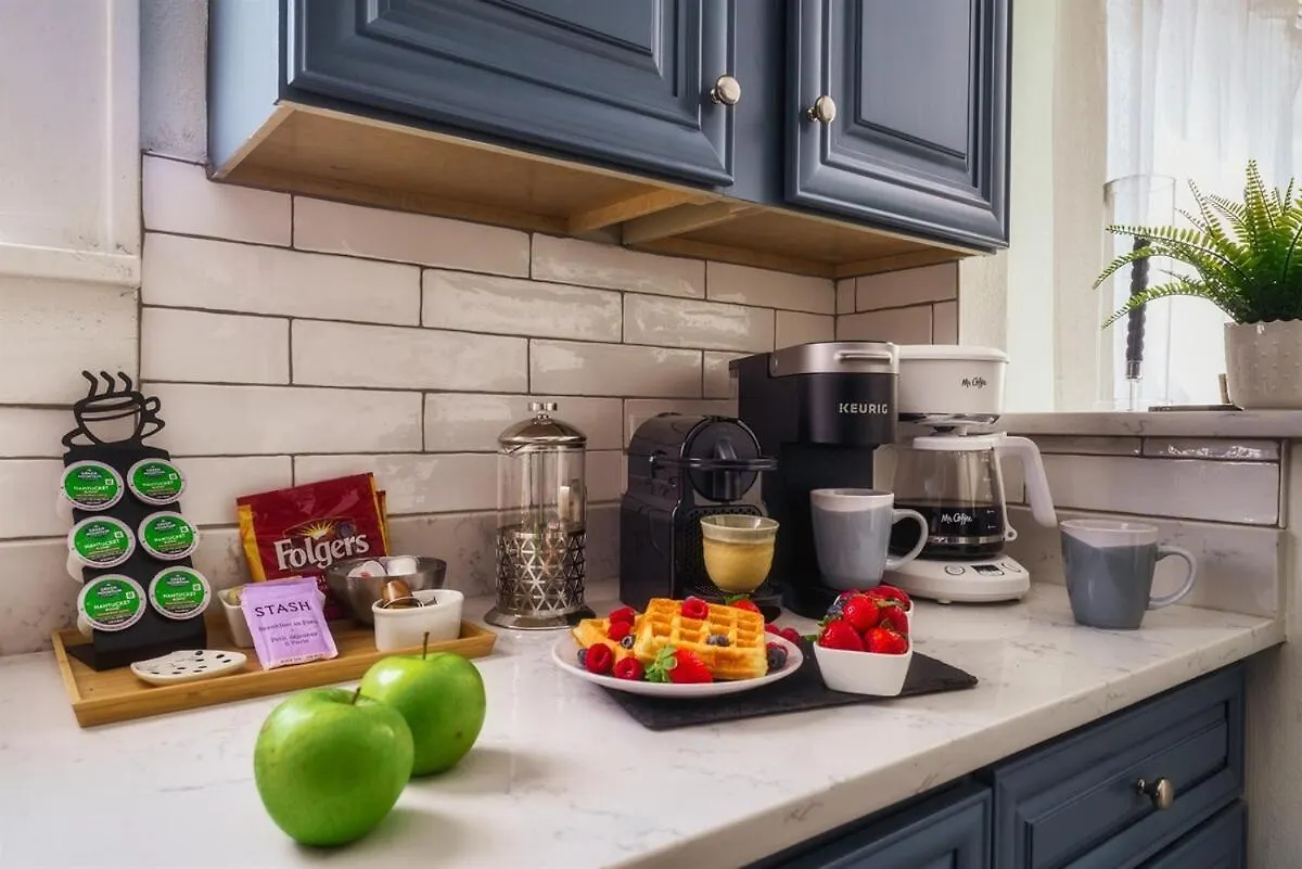Сasa de vacaciones Villa Book Fam Clt Combo Duplex Near Uptown & Breweries! Charlotte