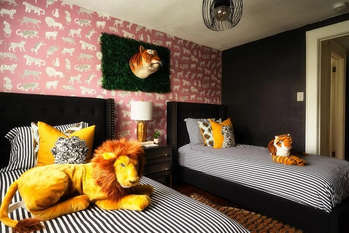 Villa Book Fam Clt Combo Duplex Near Uptown & Breweries! Charlotte Сasa de vacaciones