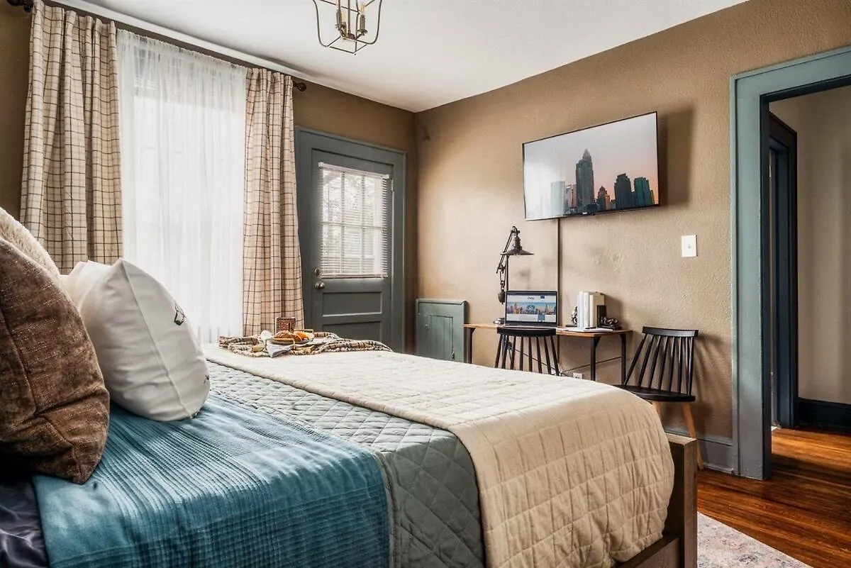 Villa Book Fam Clt Combo Duplex Near Uptown & Breweries! Charlotte