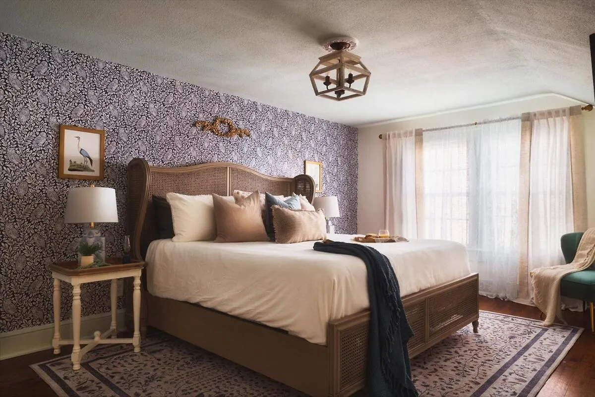 Book Fam Clt Combo Duplex Near Uptown & Breweries! Villa Charlotte 0*,  United States