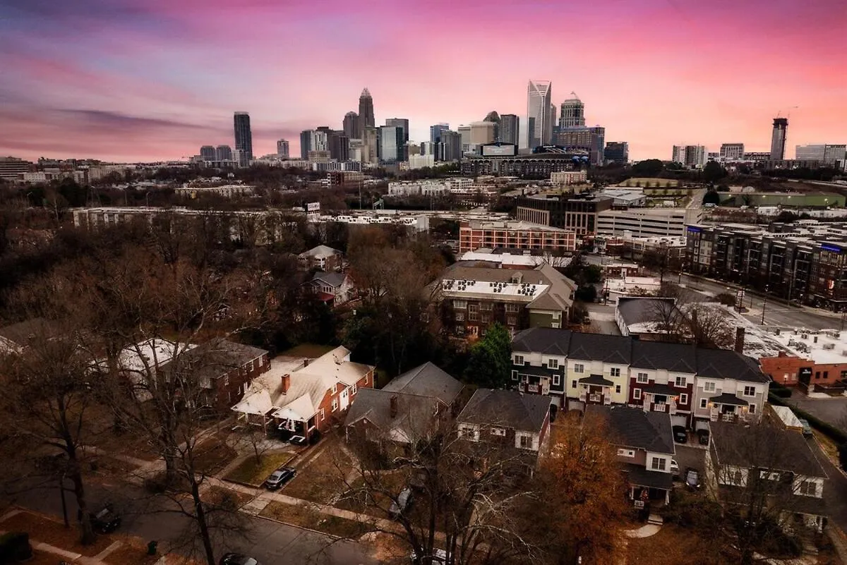 Book Fam Clt Combo Duplex Near Uptown & Breweries! Villa Charlotte United States